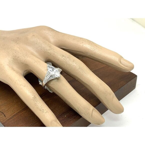 Suzy Levian Sterling Silver Marquise White Cubic Zirconia Engagement Ring SZ 8.5 - Picture 5 of 16